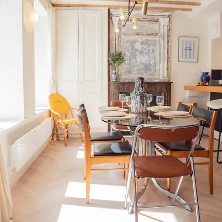Maison Bleue, Apparts'hotel Premium En Vieille-ville Lejlighed